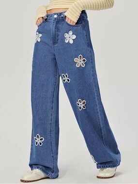 Chic Nation Blue Wide-Leg Jeans with Daisy Cutout Appliqués